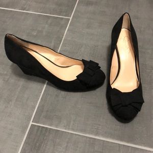 Jessica Simpson suede wedges